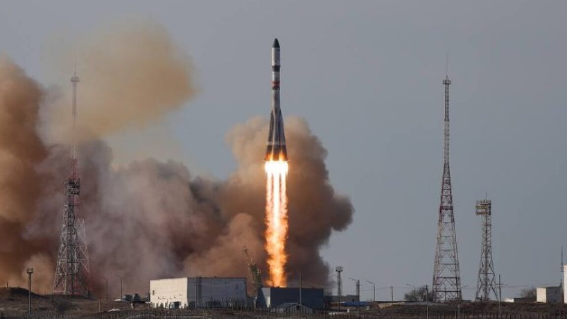 Ukraine Targets Key Russian Rocket Facility with Missile Strike